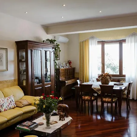 La Casetta Del Tesoro Hébergement de vacances Falconara Marittima